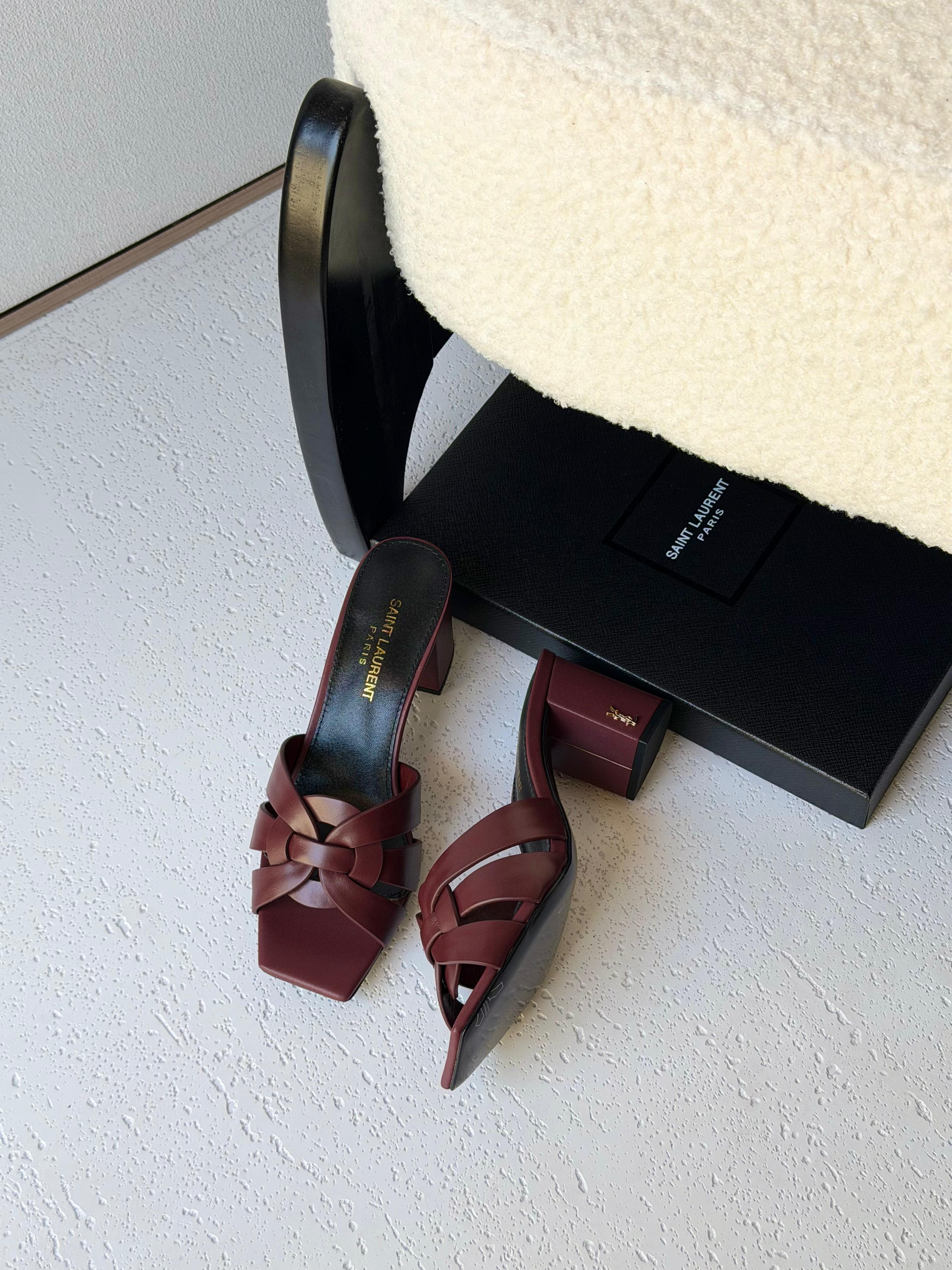 Saint Laurent Tribute Sandals