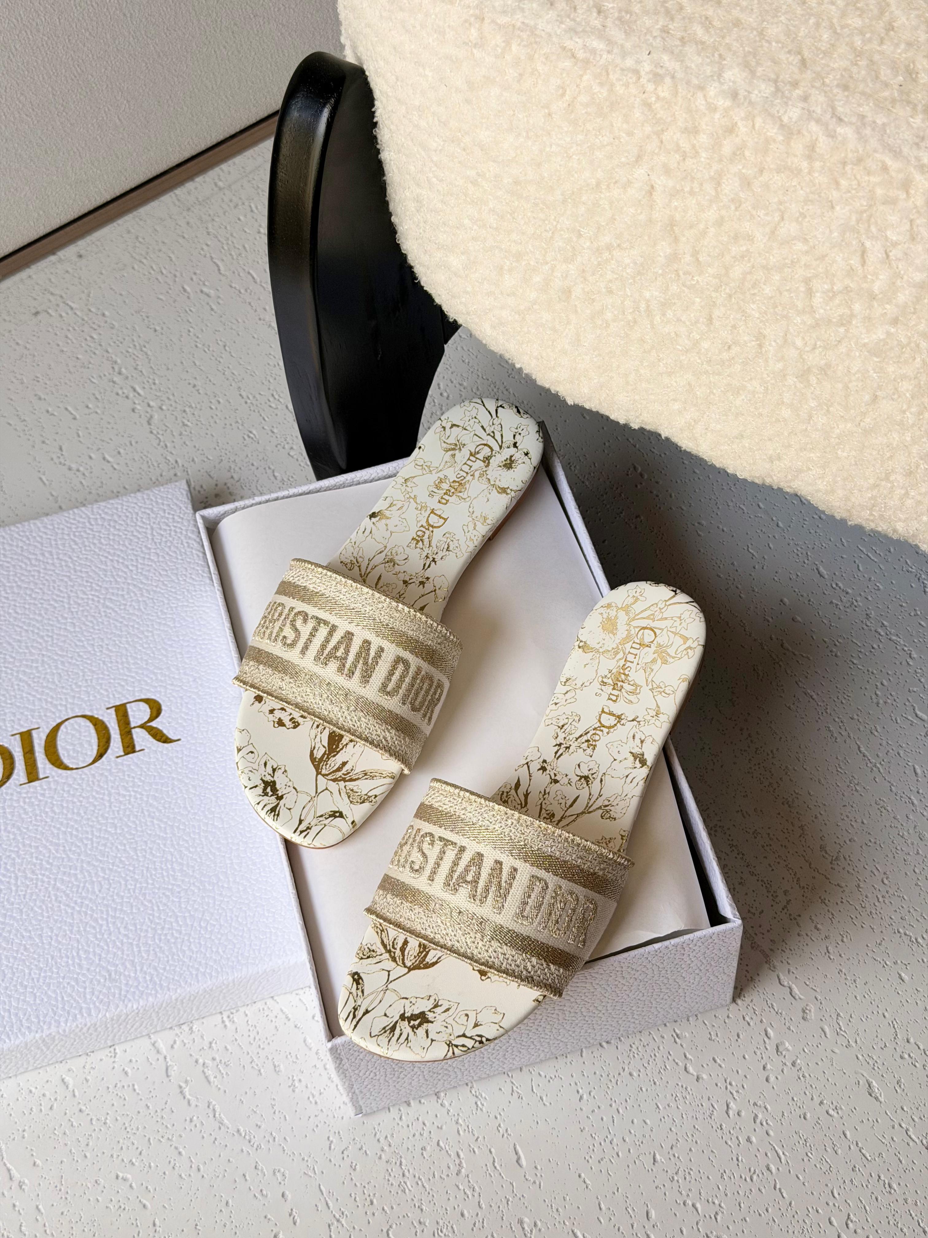 J'Adior Slingback Pump (Copy)