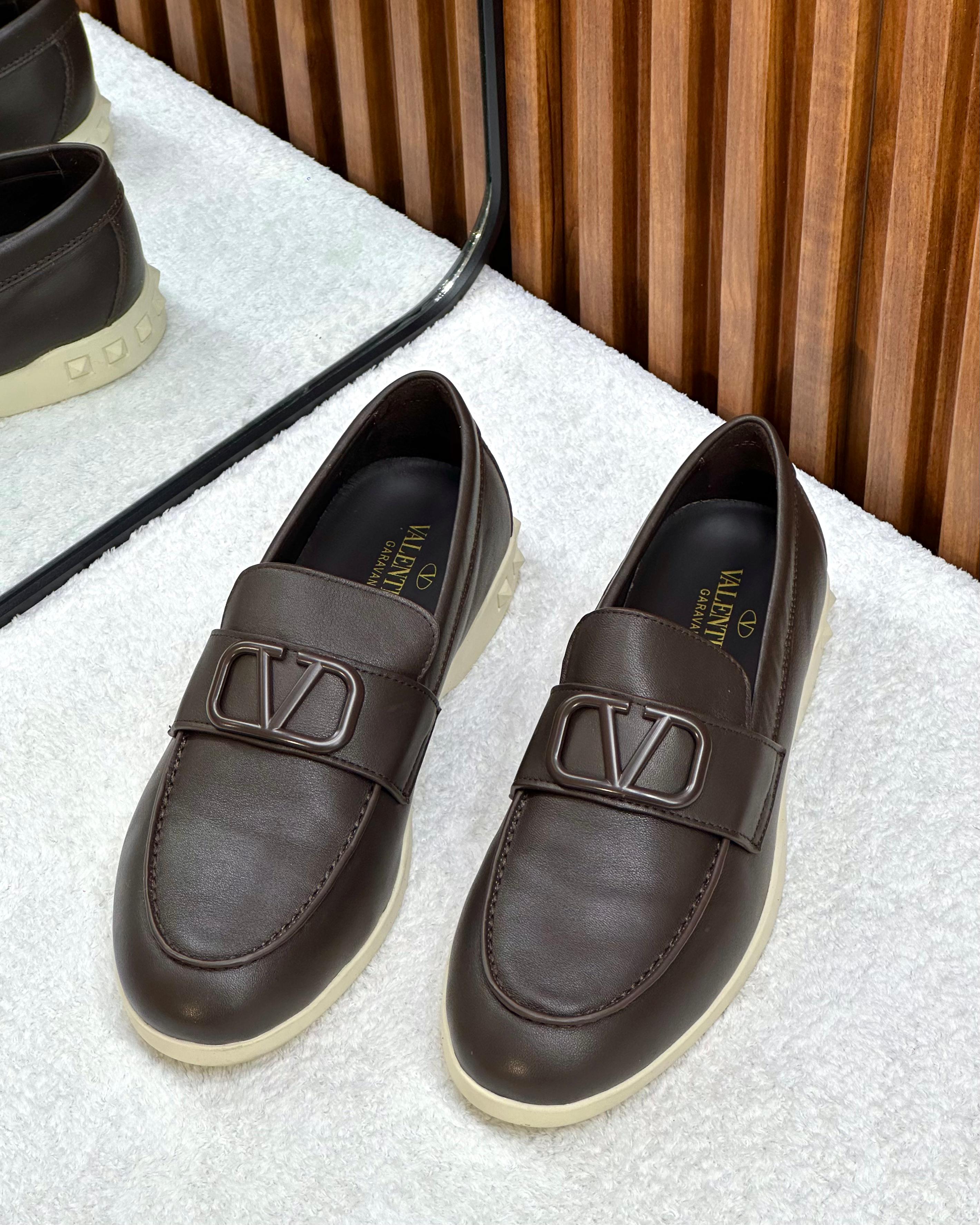 Valentino Garavani Leisure Flows Loafers