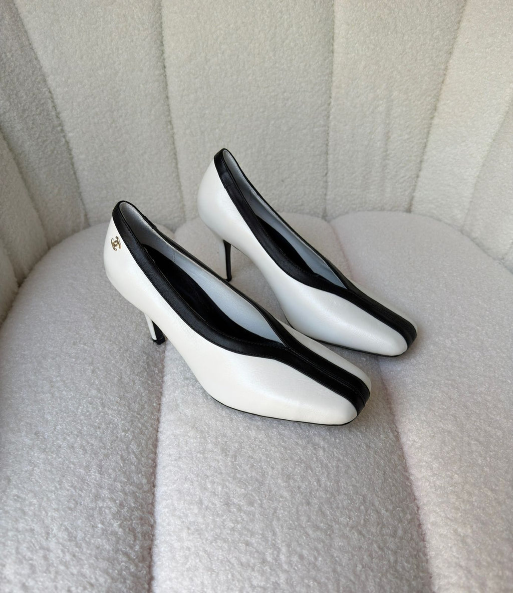 chanel PUMPS Lambskin