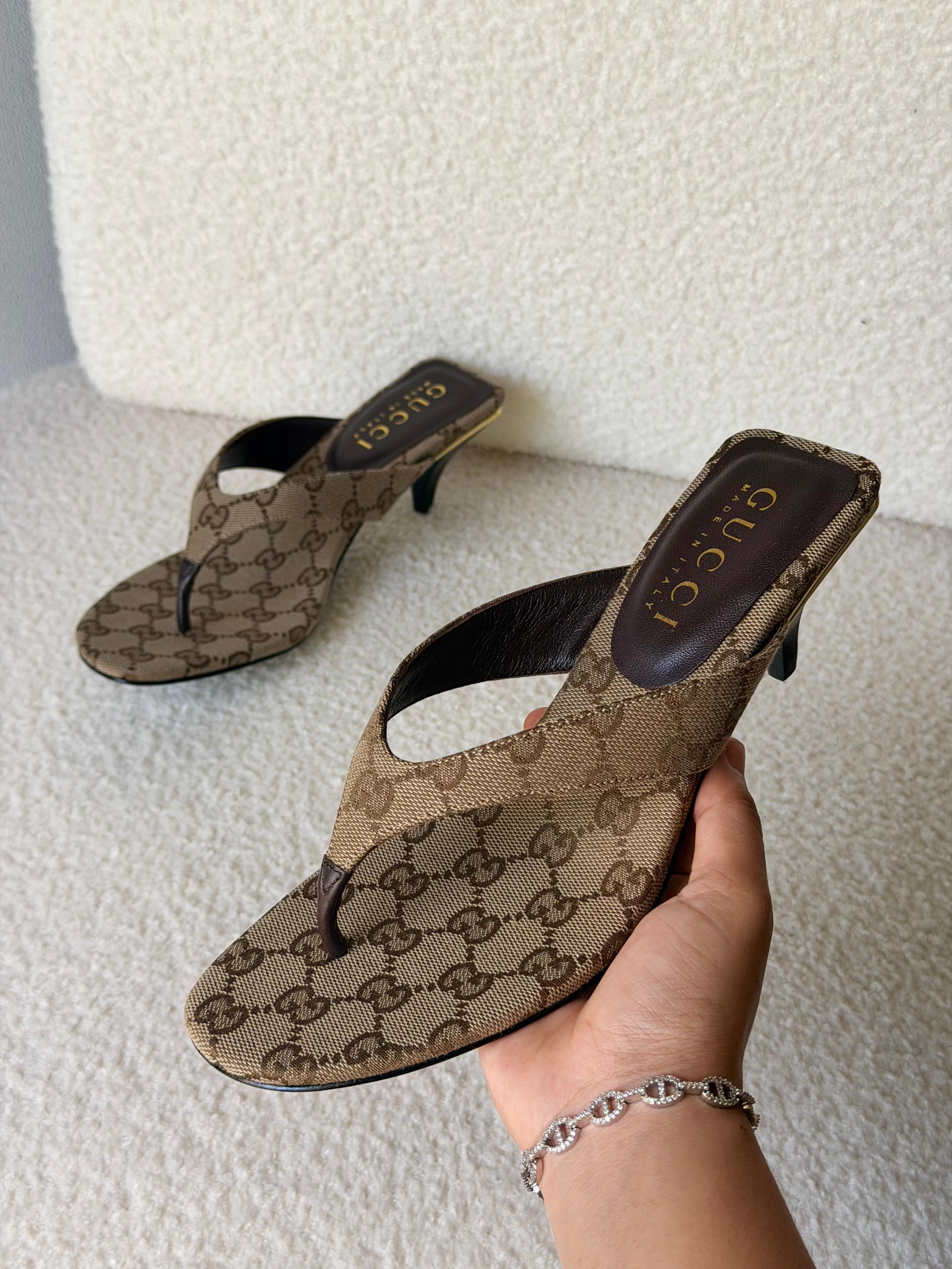Gucci Vittoria thong sandals
