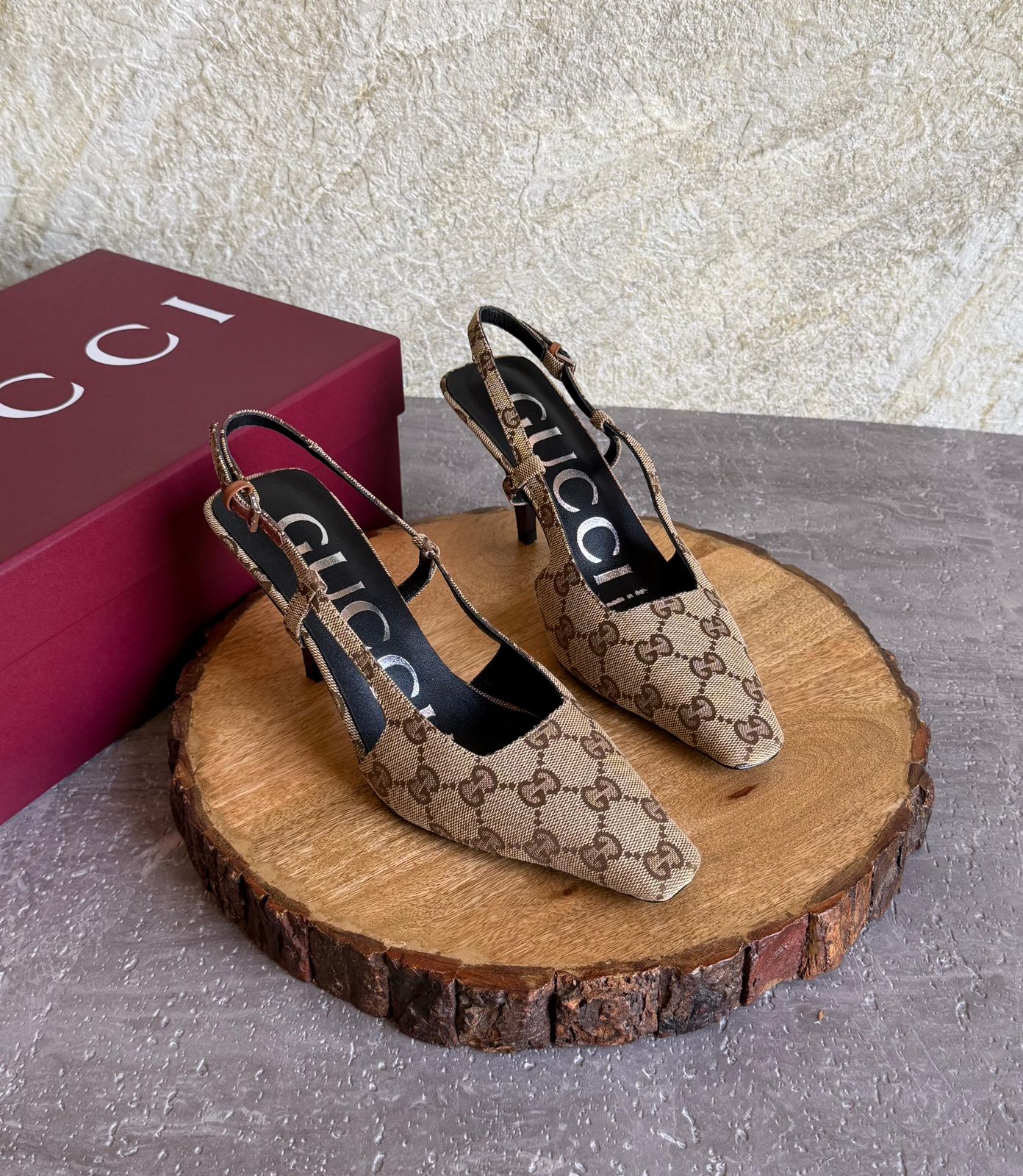 Gucci Neutral Monogram 75 Slingback Pumps