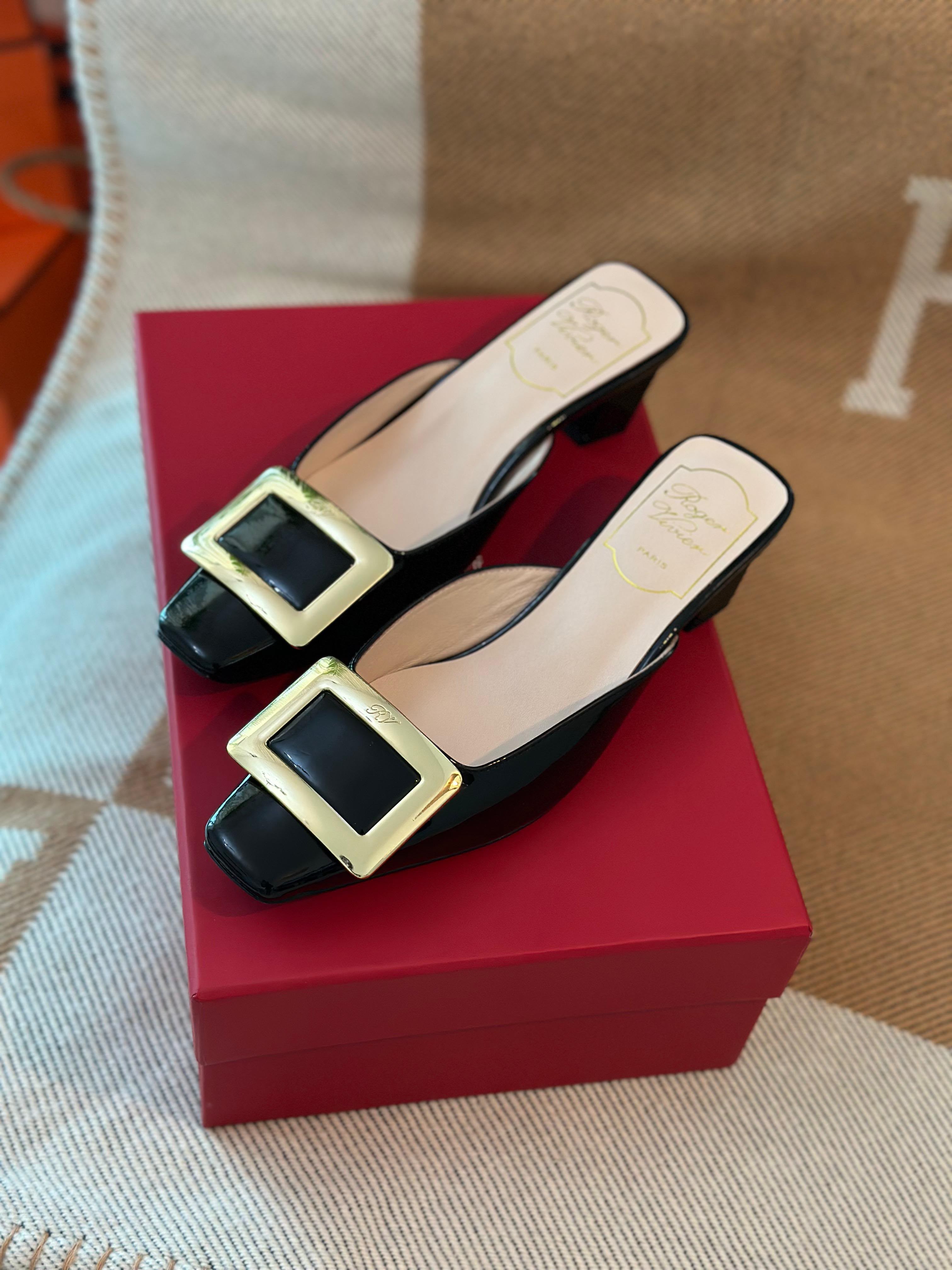 Roger Vivier Belle Vivier mules