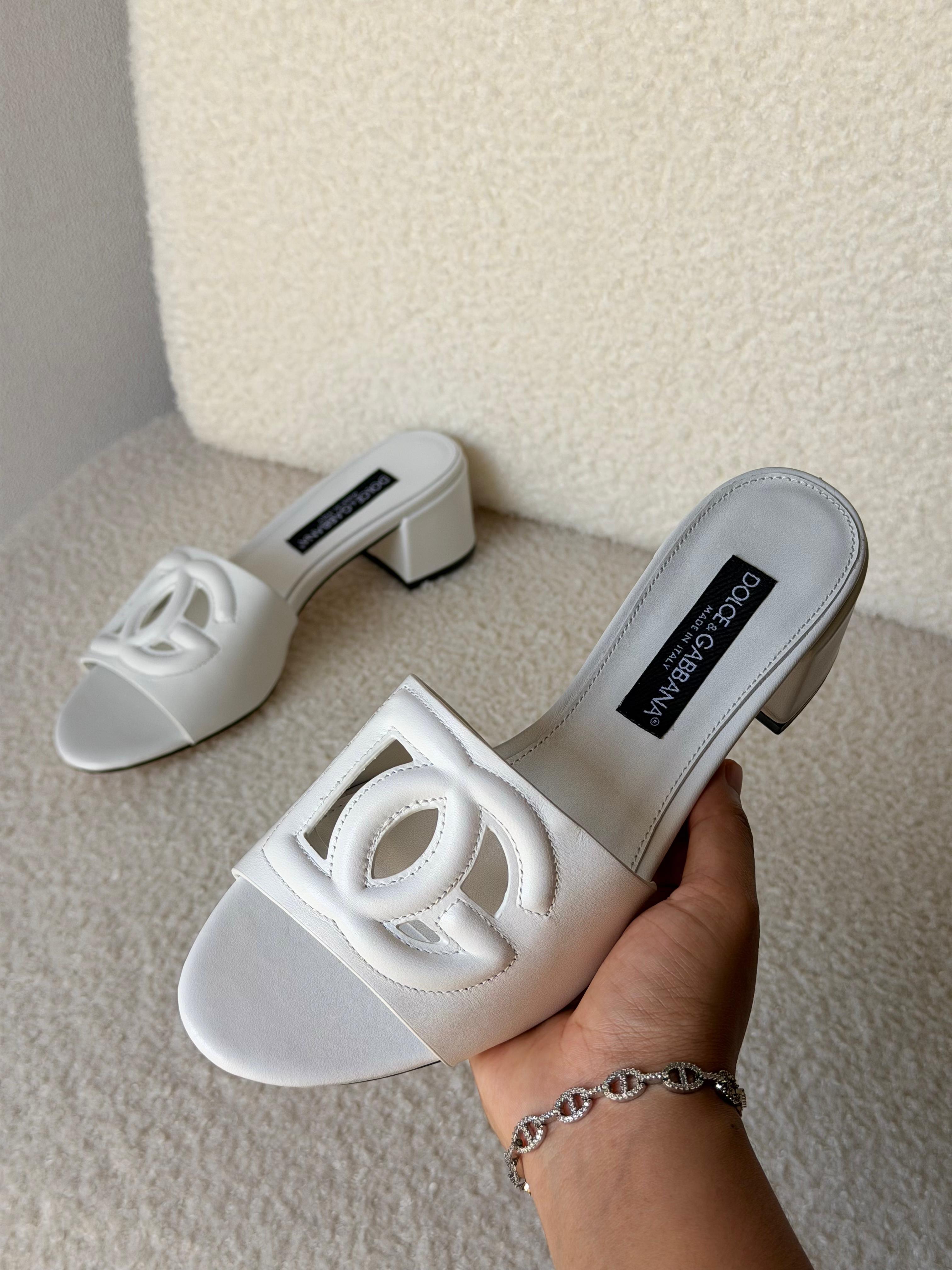 Dolce&Gabbana DG logo mules